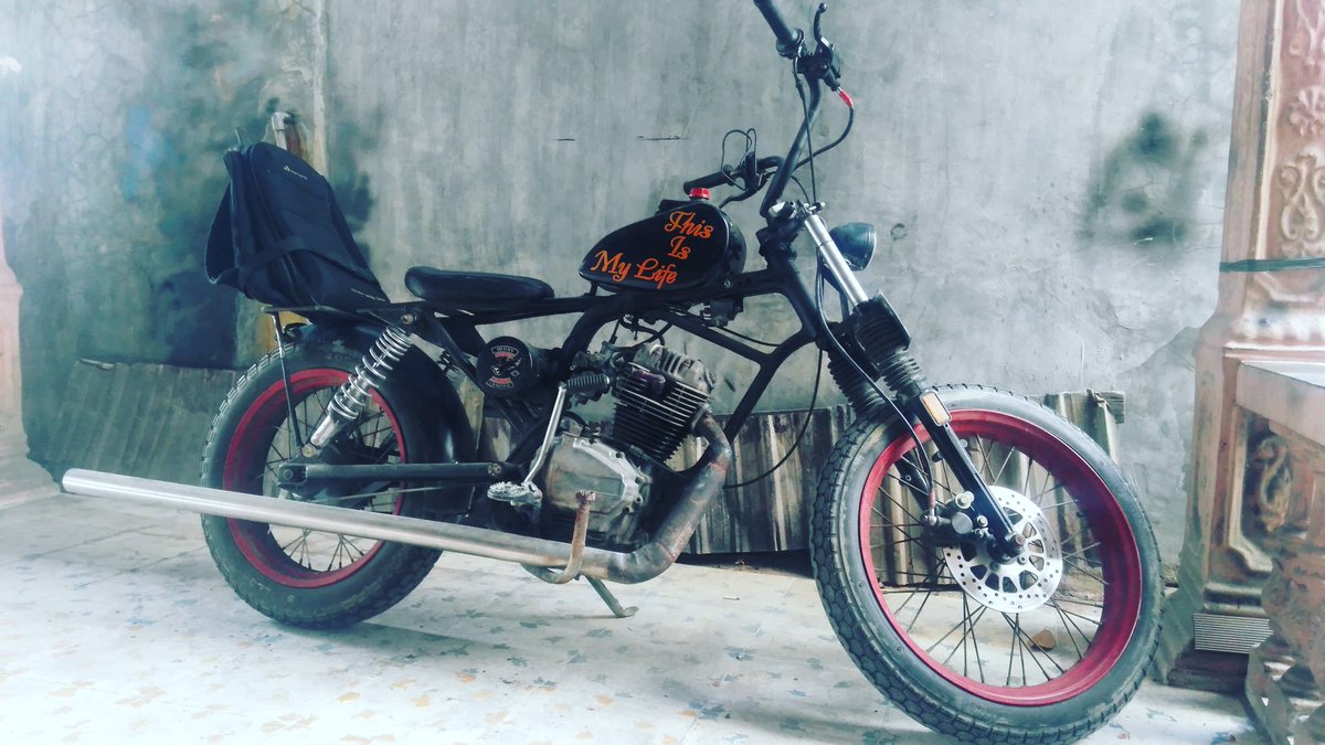 Devit_666's tweet photo. #chopper
#custom
#medan_jakarta
Bismillah 🙏🙏🙏 https://t.co/MdN6TnumJi