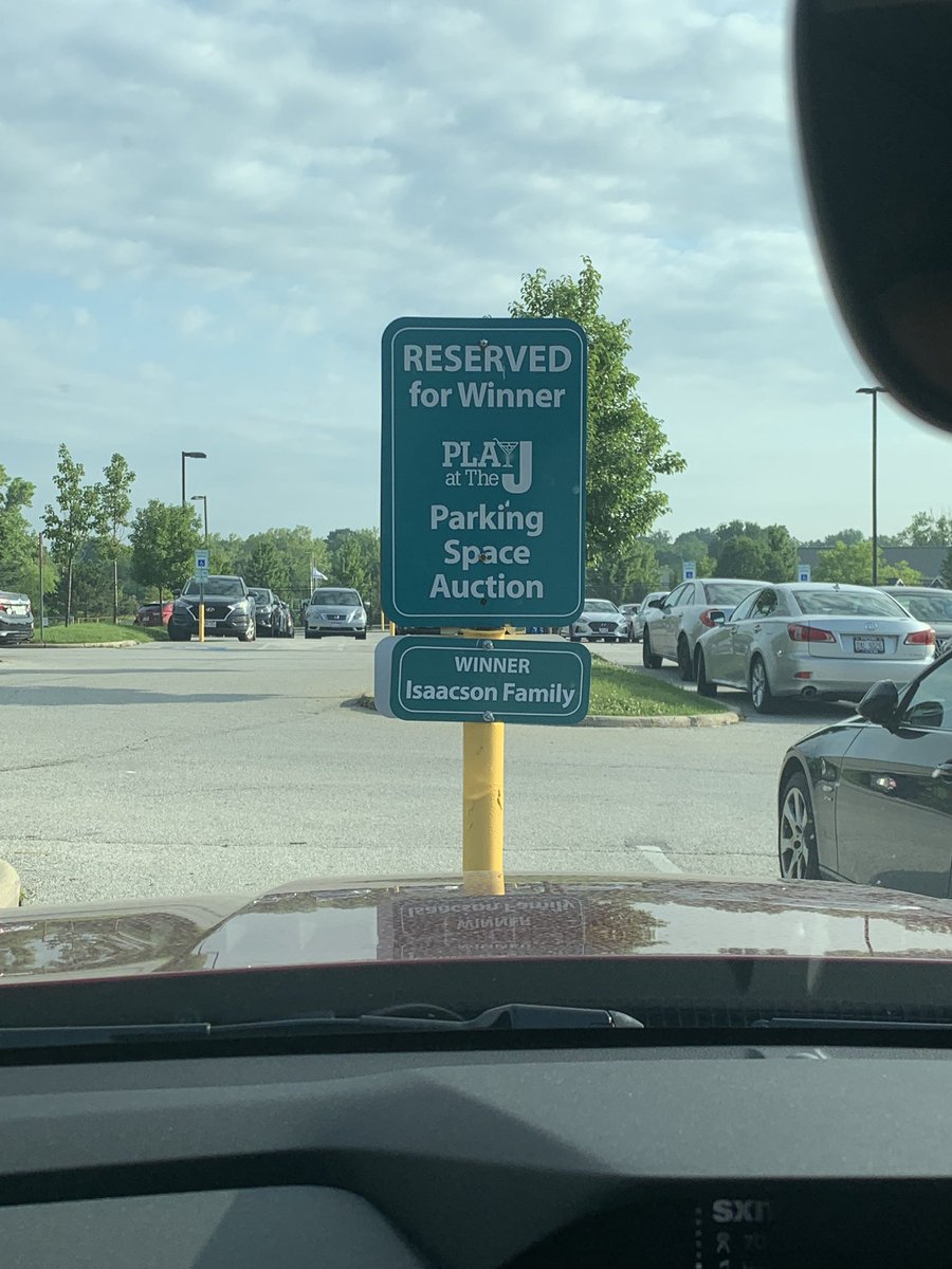 alec_isaacson's tweet photo. Quite possibly the best workout accessory ever. 

@MandelJCC #PlayAtTheJ #WorkoutWarrior @CherylMak216 https://t.co/7NqXvFZFyh
