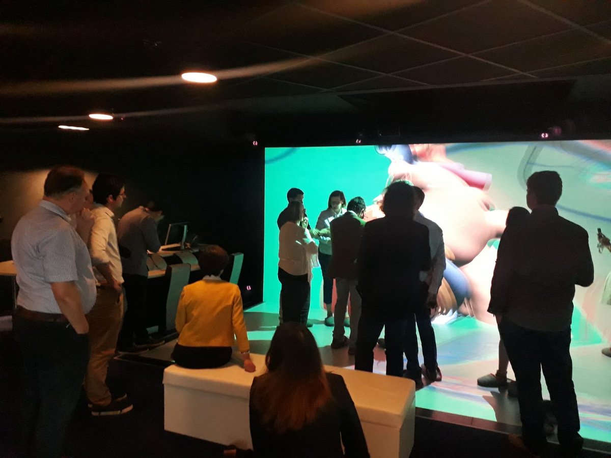 Visite ce matin chez Dassault Systèmes <a href="/3dsfrance/">Dassault Systèmes FR</a> avec une délégation d'entreprises et chercheurs wallons organisée par <a href="/BioWin/">Hemender</a> et <a href="/Pole_Medicen/">Medicen Paris Region</a> en collaboration avec @walloniebru_fr et <a href="/awex_paris/">AWEX PARIS</a>