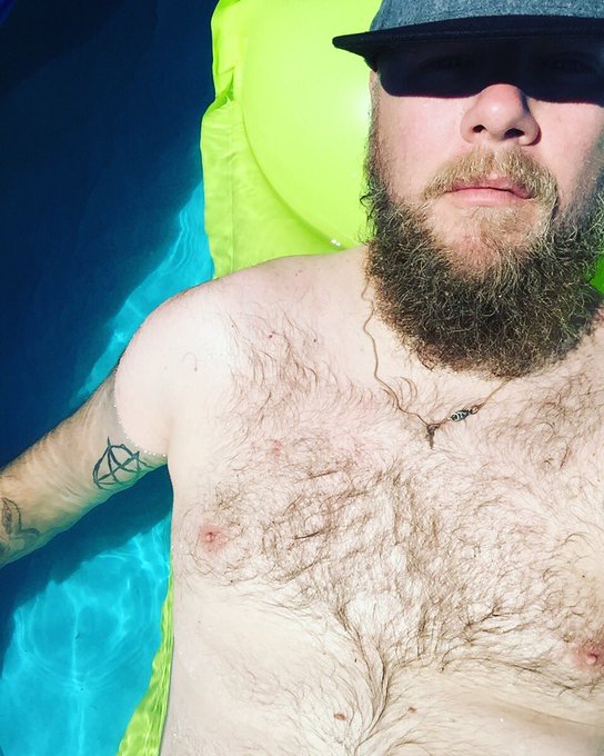 I'll be right here.  #summer #pool https://t.co/4wnbJ95O2h<a href="/tag/summer"class="tags">#summer</a><a href="/tag/pool"class="tags">#pool</a>