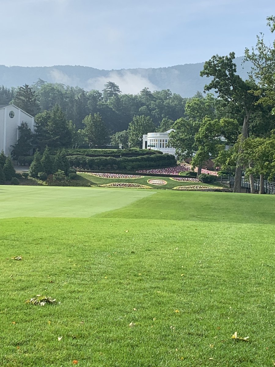 harper_todd's tweet photo. 1st class resort with unbelievable golf from CB McDonald at the Greenbrier. https://t.co/8gtPmeceO8