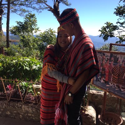 ElleSison's tweet photo. #NewProfilePic https://t.co/J3icUcoZNv
