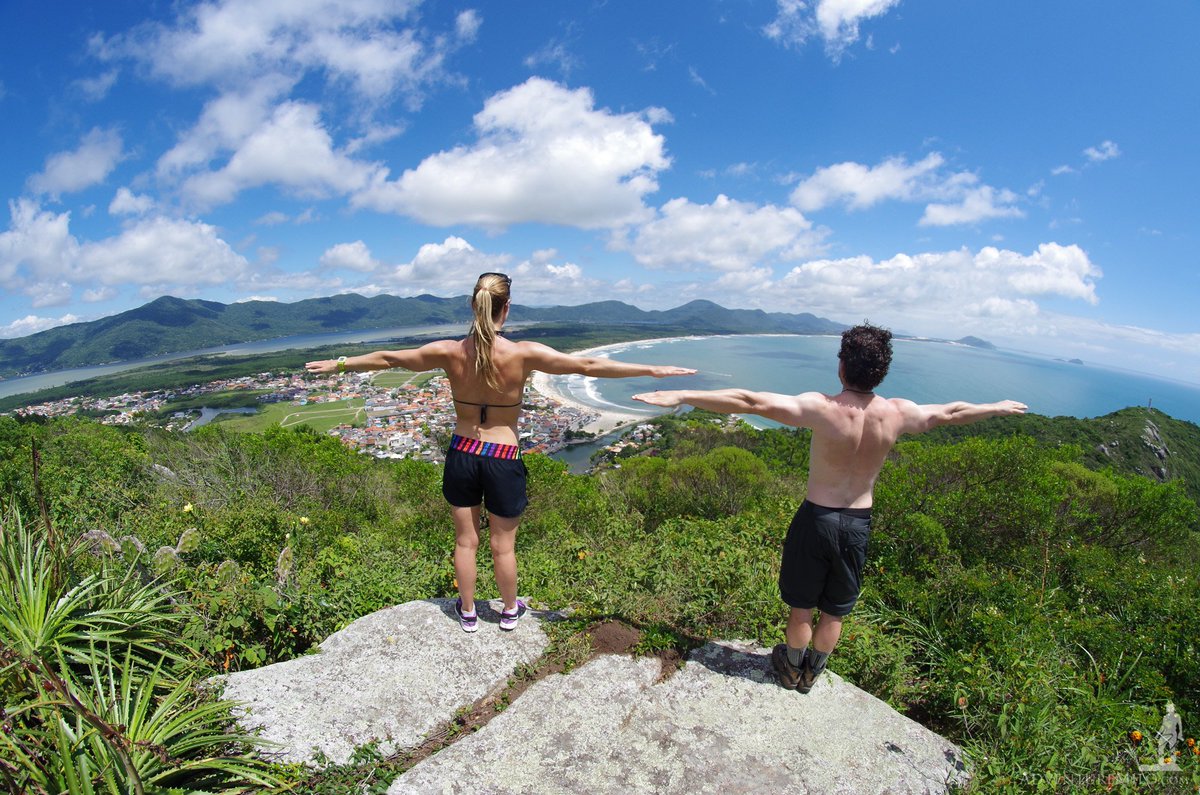 AdventureMilo's tweet photo. In 2013, 3x world champion surfer Jacqueline Silva invited me to visit her on her island of Paradise in Brazil, Florianopolis. This would be the beginning of an incredible journey that never really stopped since then.

#BecomeYourHero @Montegrappa1912 #MontegrappaAdventurer https://t.co/nq9w1bp84X