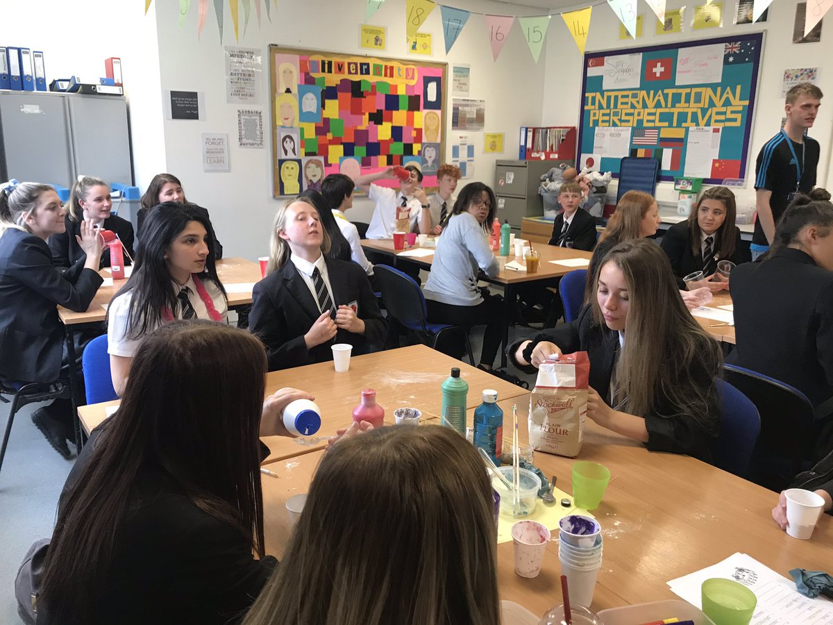 wvrcollege's tweet photo. Sneaky look at what our visiting students have been up to today...
#tasterday #collegetaster #collegeexperience https://t.co/mAF5OpX2vR