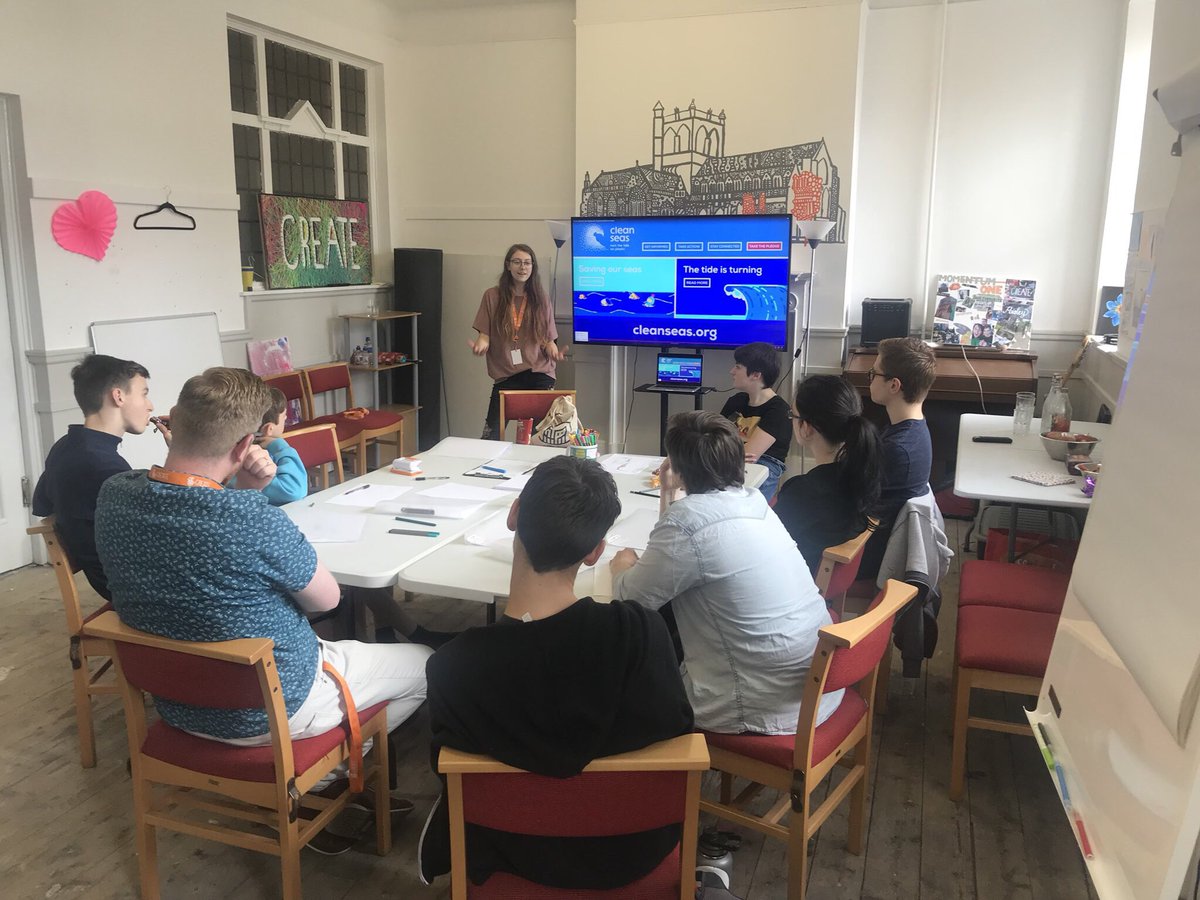 createpaisley's tweet photo. Our fantastic volunteer Tri sharing her ongoing process of becoming plastic-free! Her advice - “start with one thing” like a reusable coffee cup! #nowordswasted https://t.co/BI6umMV6OO