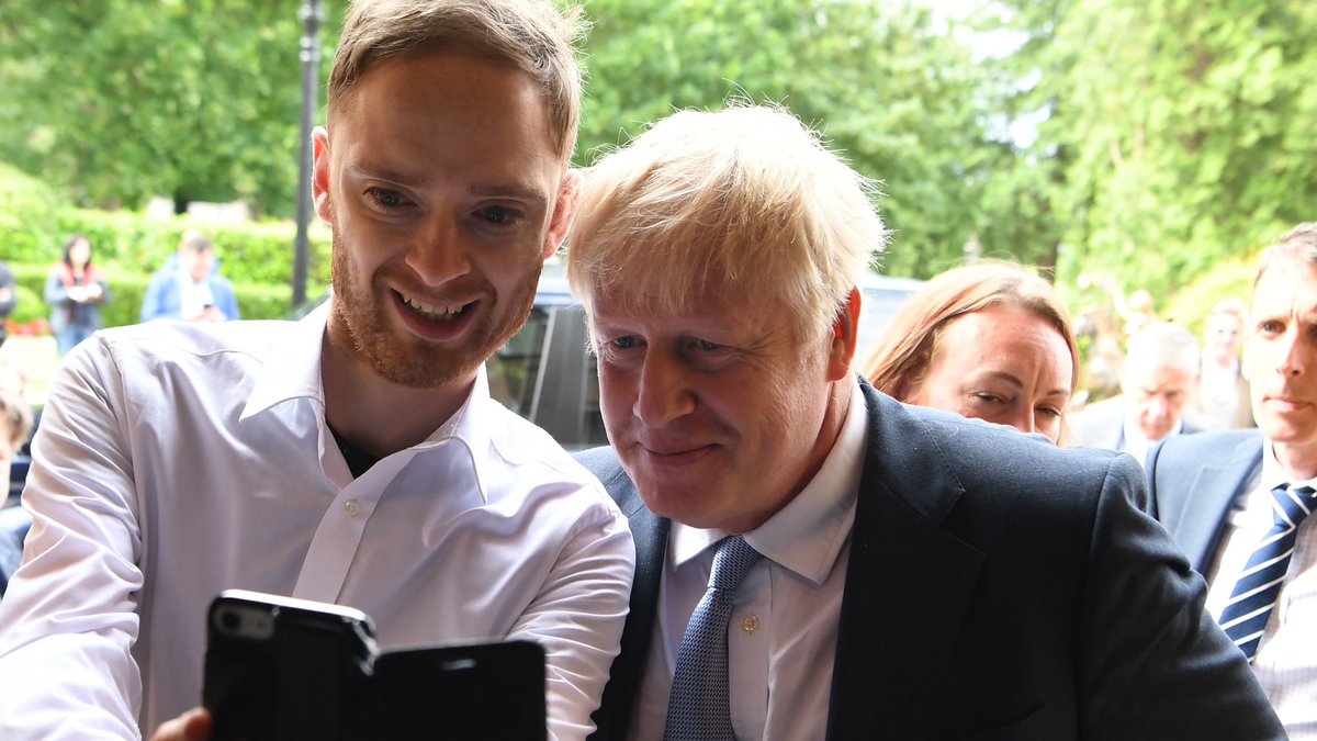Boris Johnson tweet media