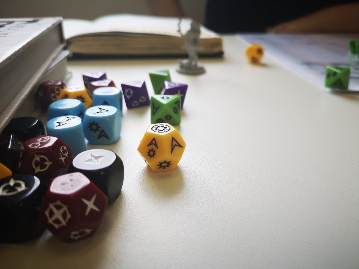 WeGailyGadabout's tweet photo. More lunchtime #rpg playing as @Inking_Out_Loud and I investigate a murder on a ship !

#genesy #ffg #terrinoth https://t.co/0YUbj3Y4kS