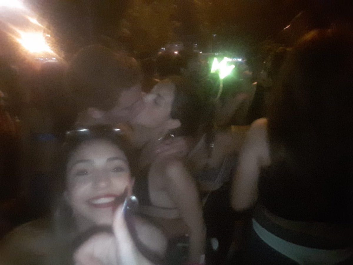 BrunellaLuna's tweet photo. @Prefabricado5to #EndGameParty @MeliAlaniz156 #yo pues #puta https://t.co/BrEJMqr9g8