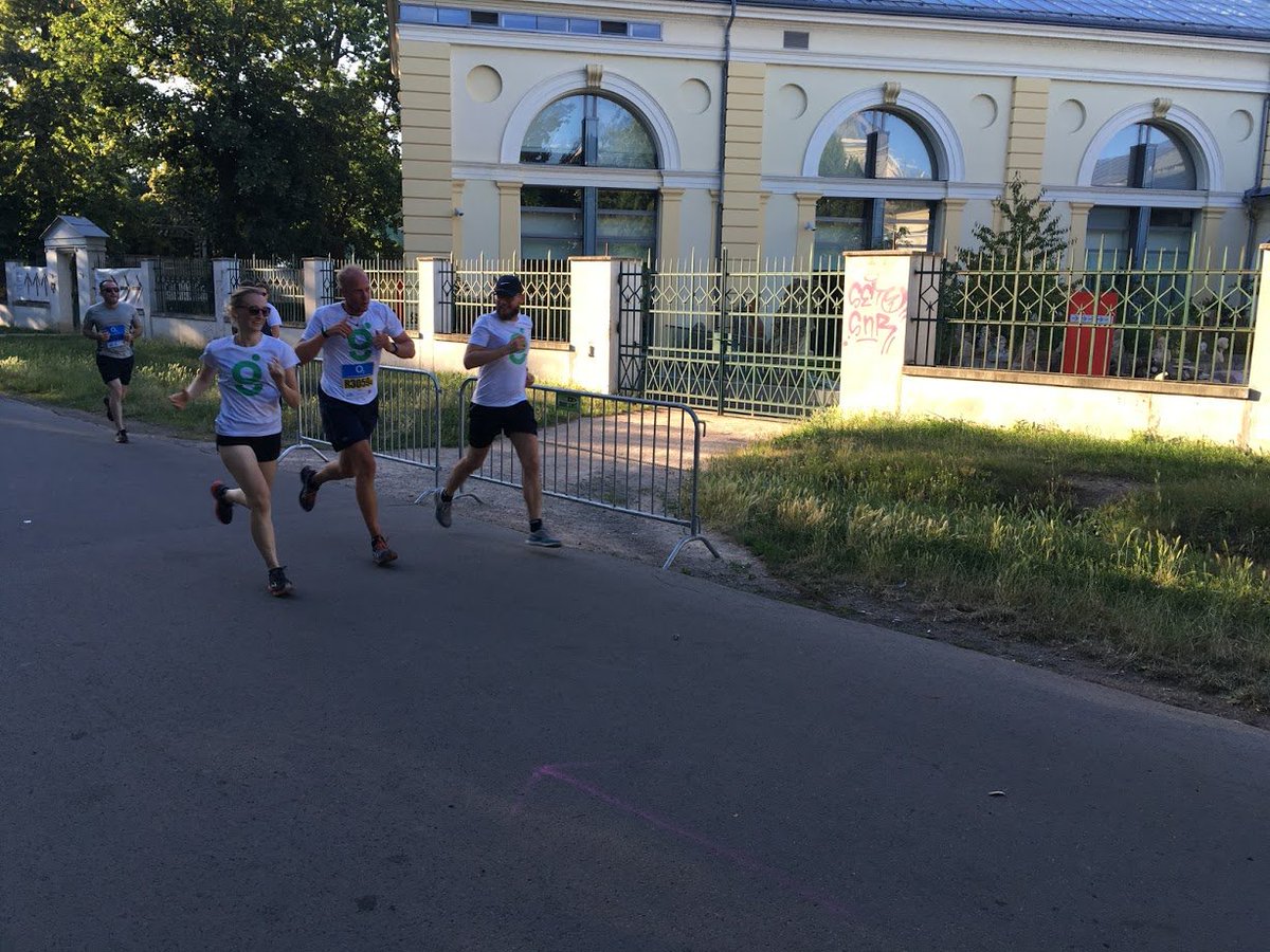 guidevisioneu's tweet photo. We support healthy lifestyles so we took the chance to participate in RunCzech event. Read more on our blog: https://t.co/Nfjb67jEkV
#guidevision
#healthylifestyles
#werunnottocatchabusonly https://t.co/NOA23kw7gX