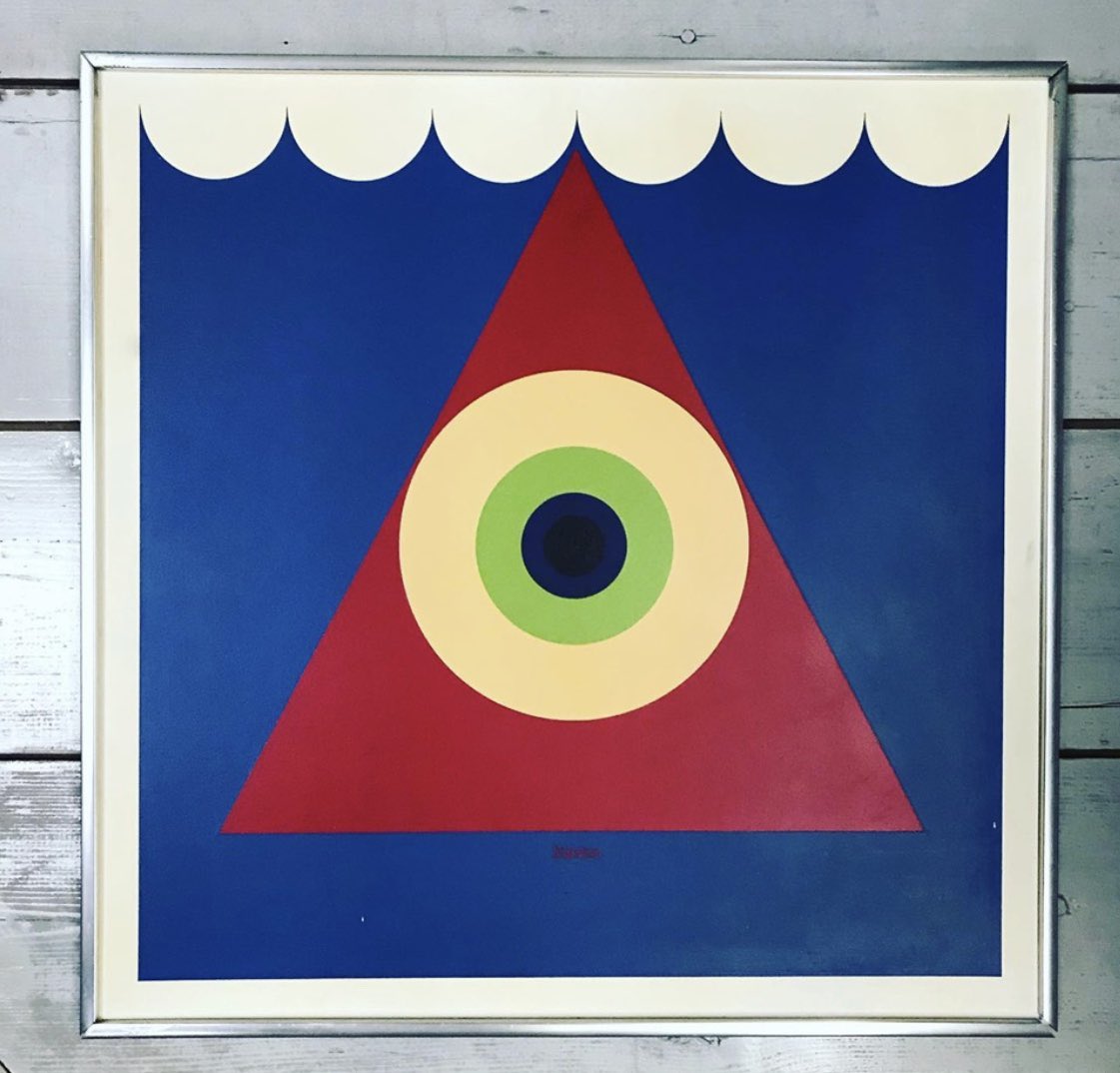 PeriodModern's tweet photo. Available. Abstract acrylic on board. A modern representation of the all-seeing eye, or the Eye of Providence, symbolizing the eye of God watching down on humanity. 22 in. Signed Upshur. #originalart #abstractart #opart #popart #eyeofprovidence #acryliconboard #periodmodern https://t.co/o3bCPcu2hN