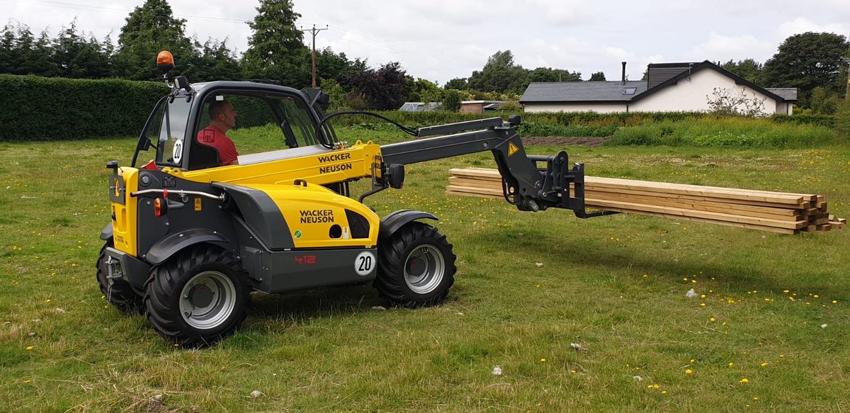 HUSKISSONLTD's tweet photo. Successful demonstration of this versatile, compact telehandler to be used at a animal sanctuary and construction site as the family operate two businesses. Due to the size it is easy to transport in a standard road trailer.
#telehandler #TH412 #WackerNeuson https://t.co/NROjeyqafc