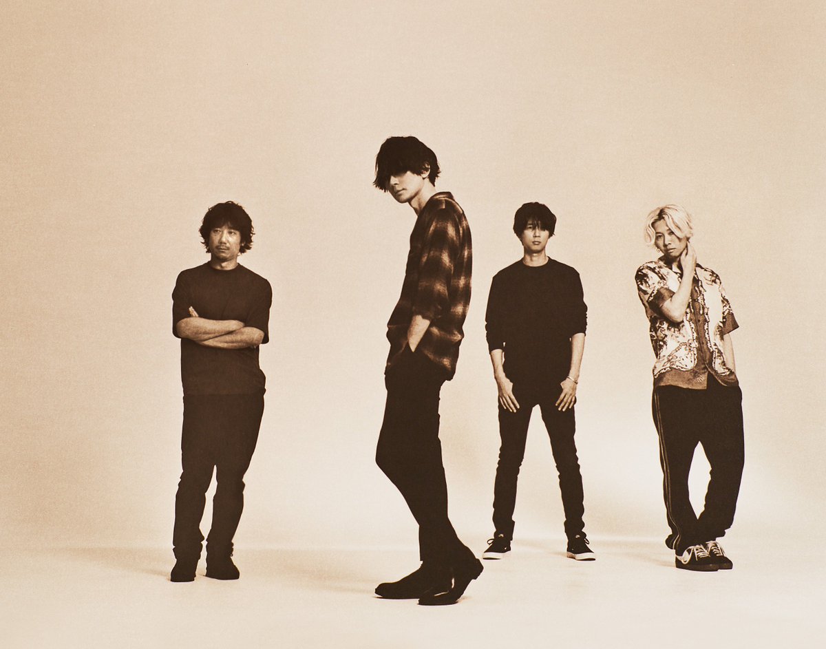 sol_info's tweet photo. 【ゲスト講師情報💡】
来週、７月９日（火）は、BUMP OF CHICKEN（@boc_official_）先生が来校🎸
７月１０日（水）にリリースされる「aurora arc」を持って、生徒のみんなのところに来てくれるぞ✨
遅刻厳禁だ🏫🏃💨
#SOL #BUMPOFCHICKEN #auroraarc https://t.co/LeajWDMgz7
