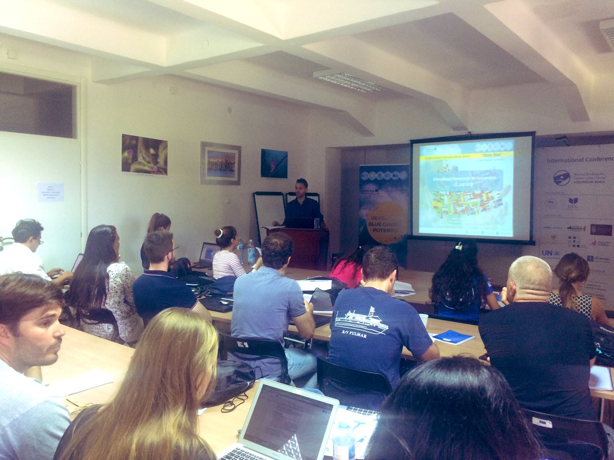 IMC_CPMR's tweet photo. .@IMC_CPMR is opening the 2nd day afternoon session of @InnoBlueGrowth #SummerSchool 🌊 in #Kotor presenting ➡️ international frameworks for #cooperation:
✅ bilateral cooperation
✅ @UfMSecretariat
✅ @WestMedStrat
✅ #macroregional & #seabasin strategies
✅ @Interreg_eu https://t.co/W7uGWFSKEq