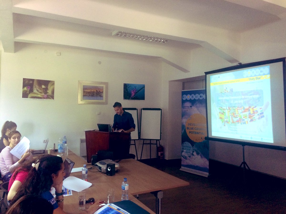 IMC_CPMR's tweet photo. .@IMC_CPMR is opening the 2nd day afternoon session of @InnoBlueGrowth #SummerSchool 🌊 in #Kotor presenting ➡️ international frameworks for #cooperation:
✅ bilateral cooperation
✅ @UfMSecretariat
✅ @WestMedStrat
✅ #macroregional & #seabasin strategies
✅ @Interreg_eu https://t.co/W7uGWFSKEq