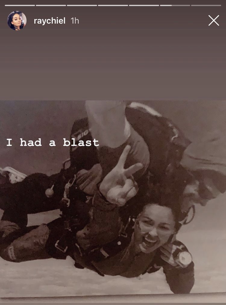 raych_unedited's tweet photo. Soooo Raychiel grabbed an image of a woman skydiving from a google search, edited that, and claimed it was her. This girl is ridiculous. 😩 https://t.co/PoZ0AY66AS