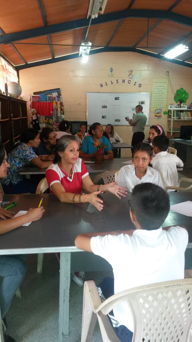 CraAlberto's tweet photo. Día 1 Encuentro Institucional El Hacer y el Saber en los Centros de Recursos para el Aprendizaje #APRENDERHACIENDOCRA #MuestrasElHacerYElSaberMPPE @MPPEDUCACION @psuvaristobulo @karsanc @RosangelaOrozco @ZeesRpa @LISBE4 @zeesupervision @Geamarabilis https://t.co/V5qW0Tvnyi
