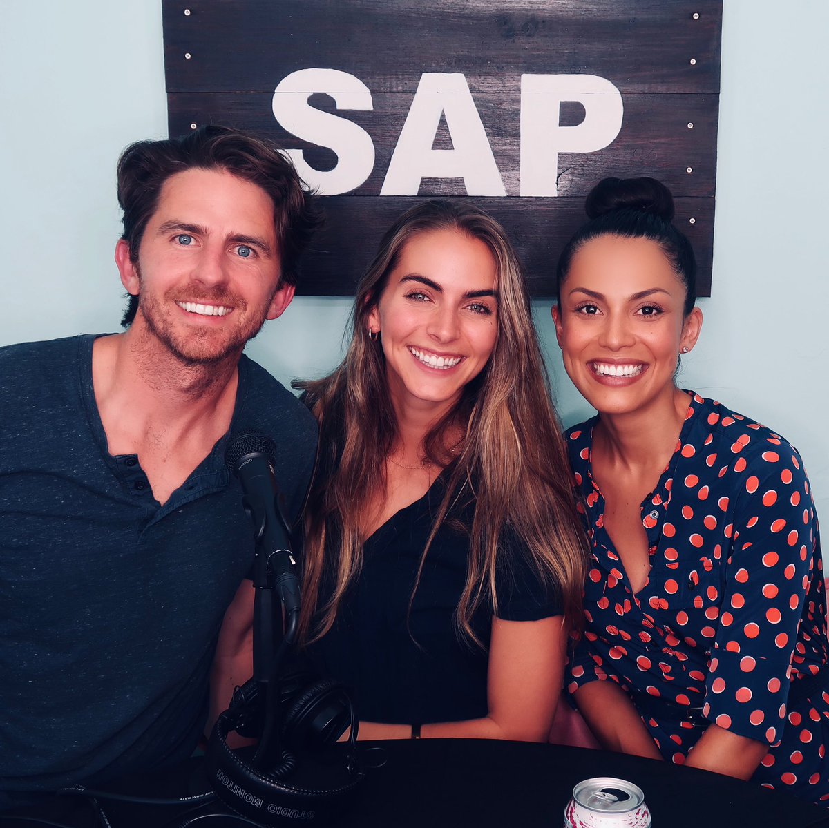 RPomplun's tweet photo. Check out my interview with #TheSAP 🙌🏽🙌🏽🙌🏽
https://t.co/kVVWiY6n5o https://t.co/9mVMxazhyS