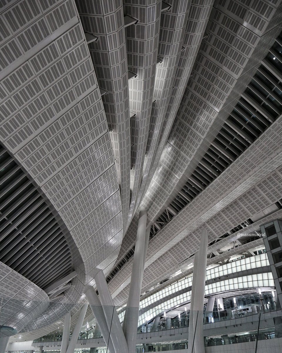 masumistral_com's tweet photo. Nine tails
#hongkong #staition #architecture
https://t.co/CP2FjTltDr https://t.co/uaUDZAk2jS