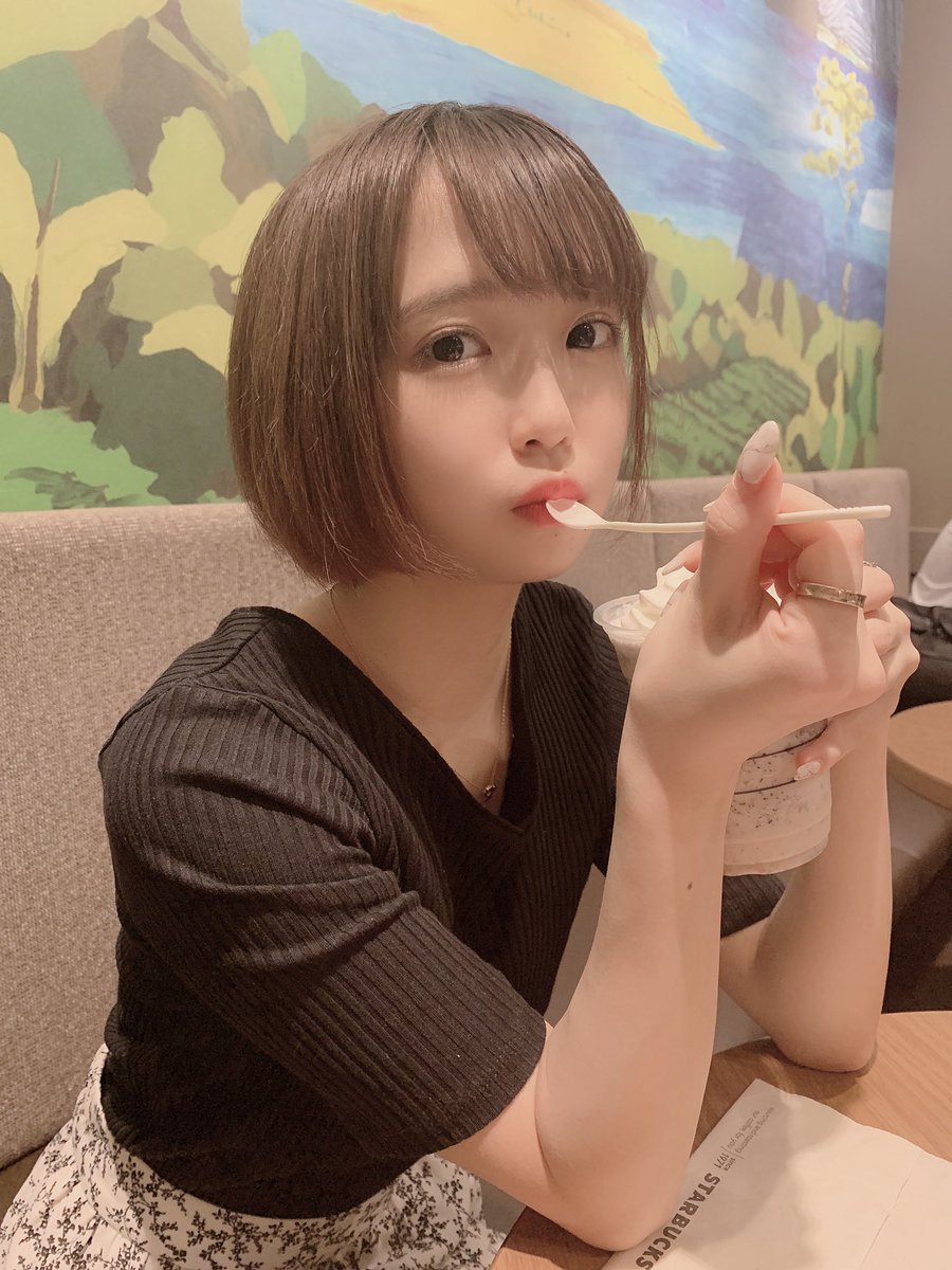S_Fujinon's tweet photo. 定期公演初日ありがとうございました🧸
生クリーム先に食べちゃう派 #トゥラブ https://t.co/FQaOwL8RtZ