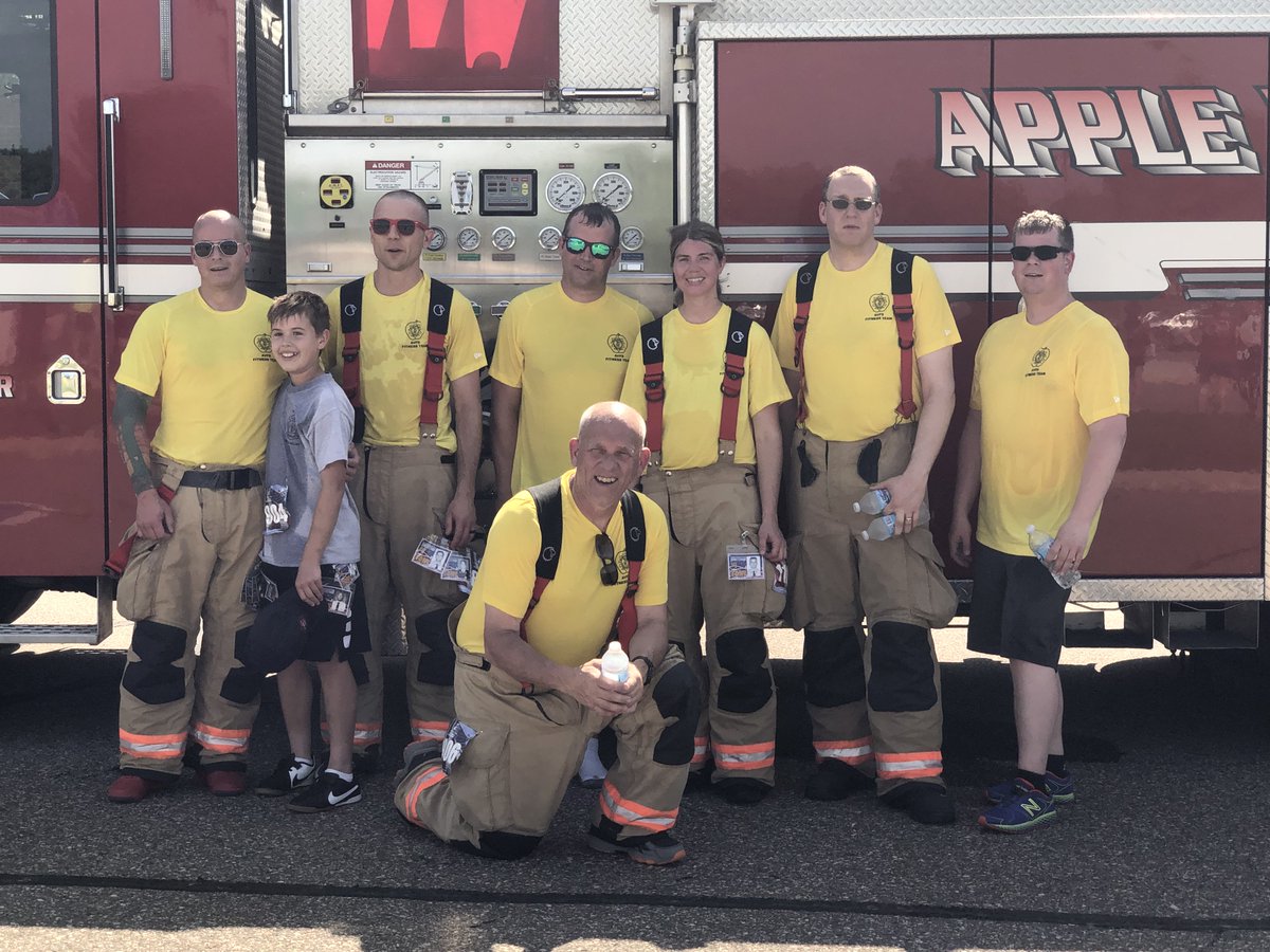 Apple Valley Fire tweet media