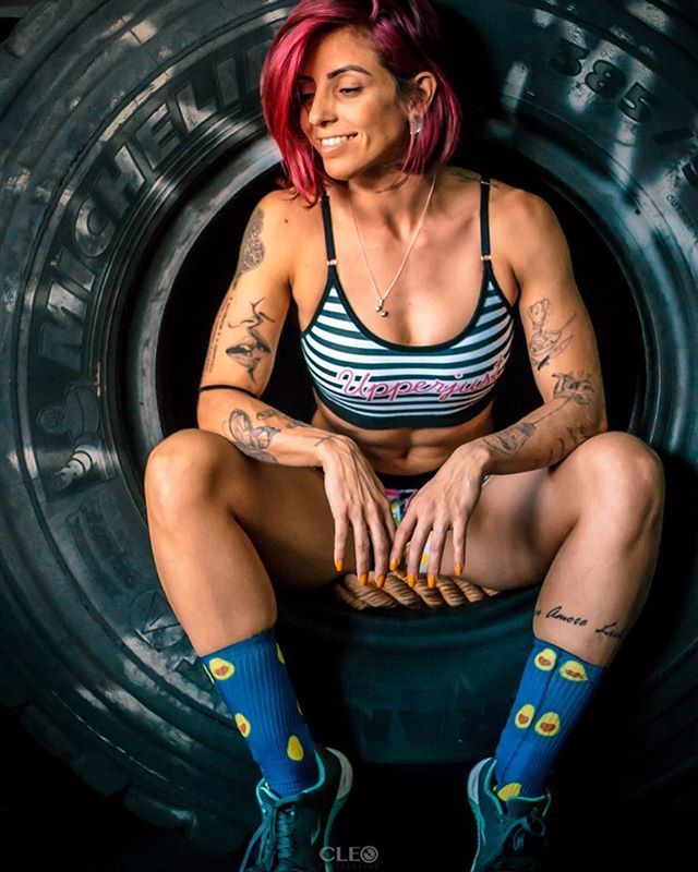 cleomorgause's tweet photo. Ensaio com a coach mais demais de todas @larissamurad com looks lindos da @upperjust e @meiaselite .
.
.
#canon #canonphotography #upperjust #muradassessoria #meiaselite #crossfit #crossfitgirls #love #beautiful #instagramers #tweegram #photooftheday #amโฆ https://t.co/qAEao94I5Q https://t.co/XbaJIqHGDm