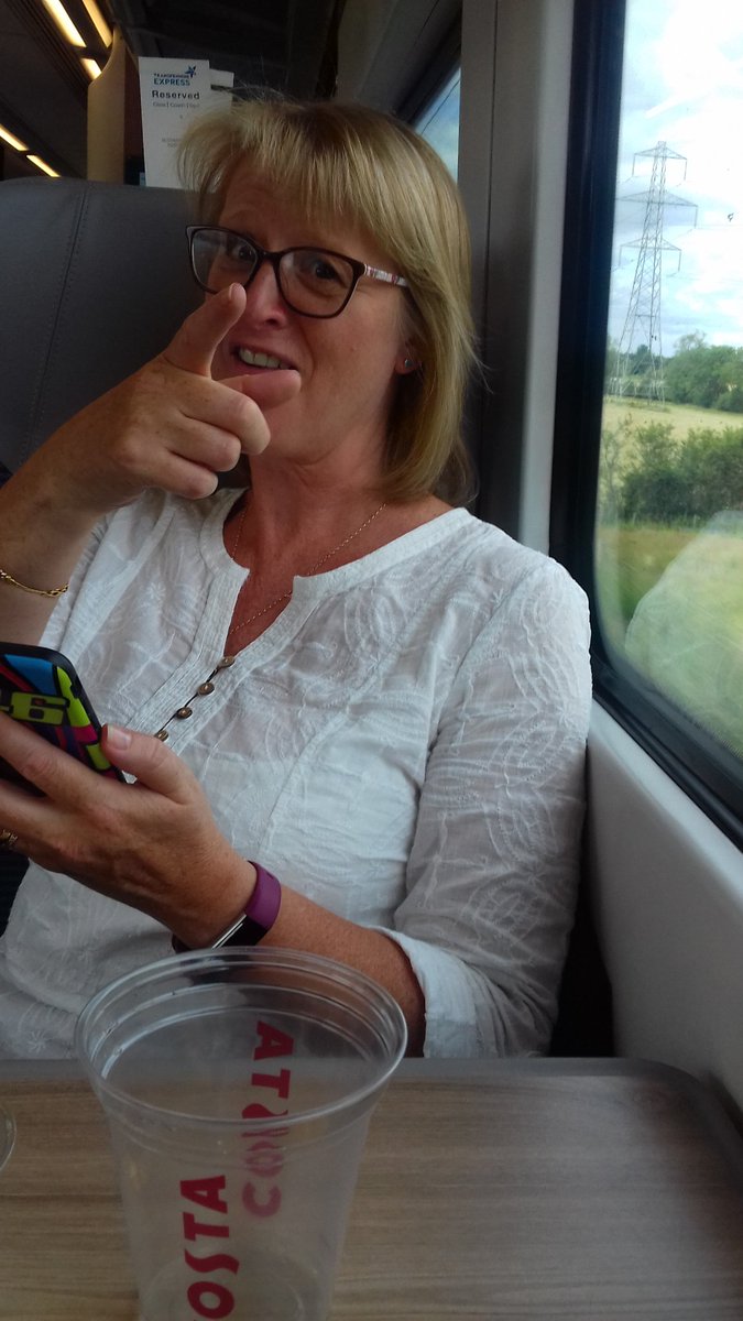 Sharon attempting to tweet ! She will get there in the end #flourish