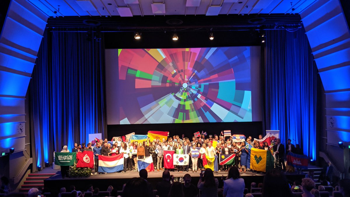 GlobalFemArt tweet media