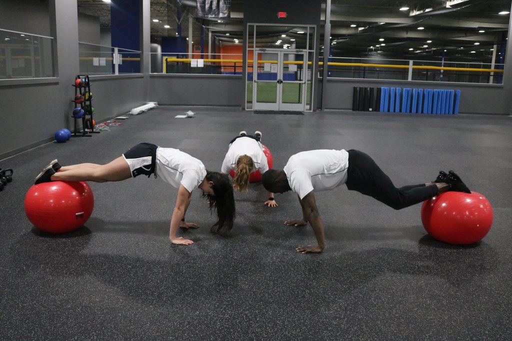 TheBurnKC's tweet photo. It can be hard to stay accountable during holidays. Having a workout buddy is just one way to help keep you on track!

How do you stay accountable over the holidays? 

#burnkc #FourthofJuly #accountable https://t.co/RN2h47Znpg