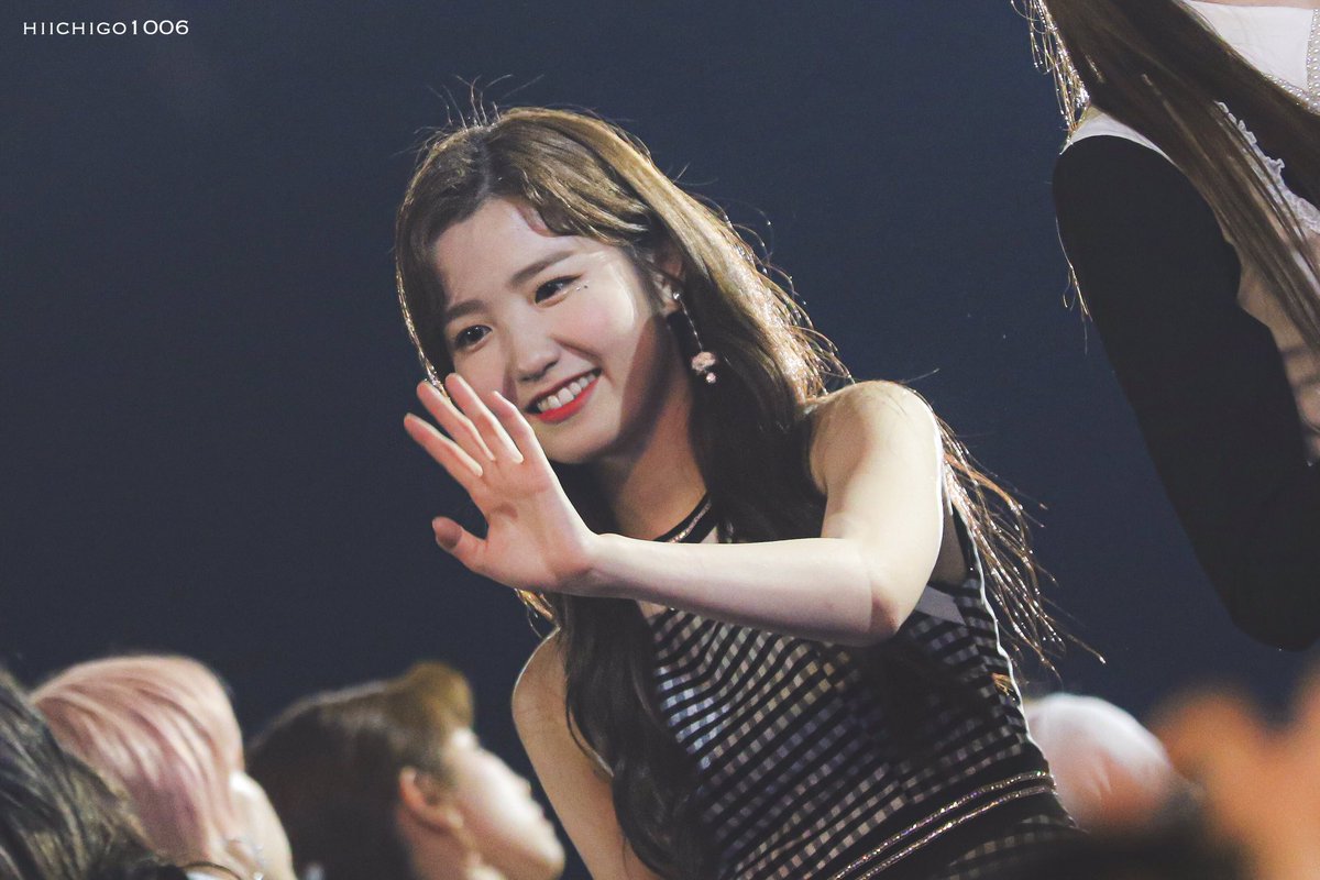 Hiichigo1006's tweet photo. KCON in JAPAN 【HQ】

히짱💕💕💕ひーちゃん💕💕

#아이즈원 #IZONE  
#혼다히토미 #本田仁美 @hnd_htm__1006 @official_izone https://t.co/MV7gn0aeXr
