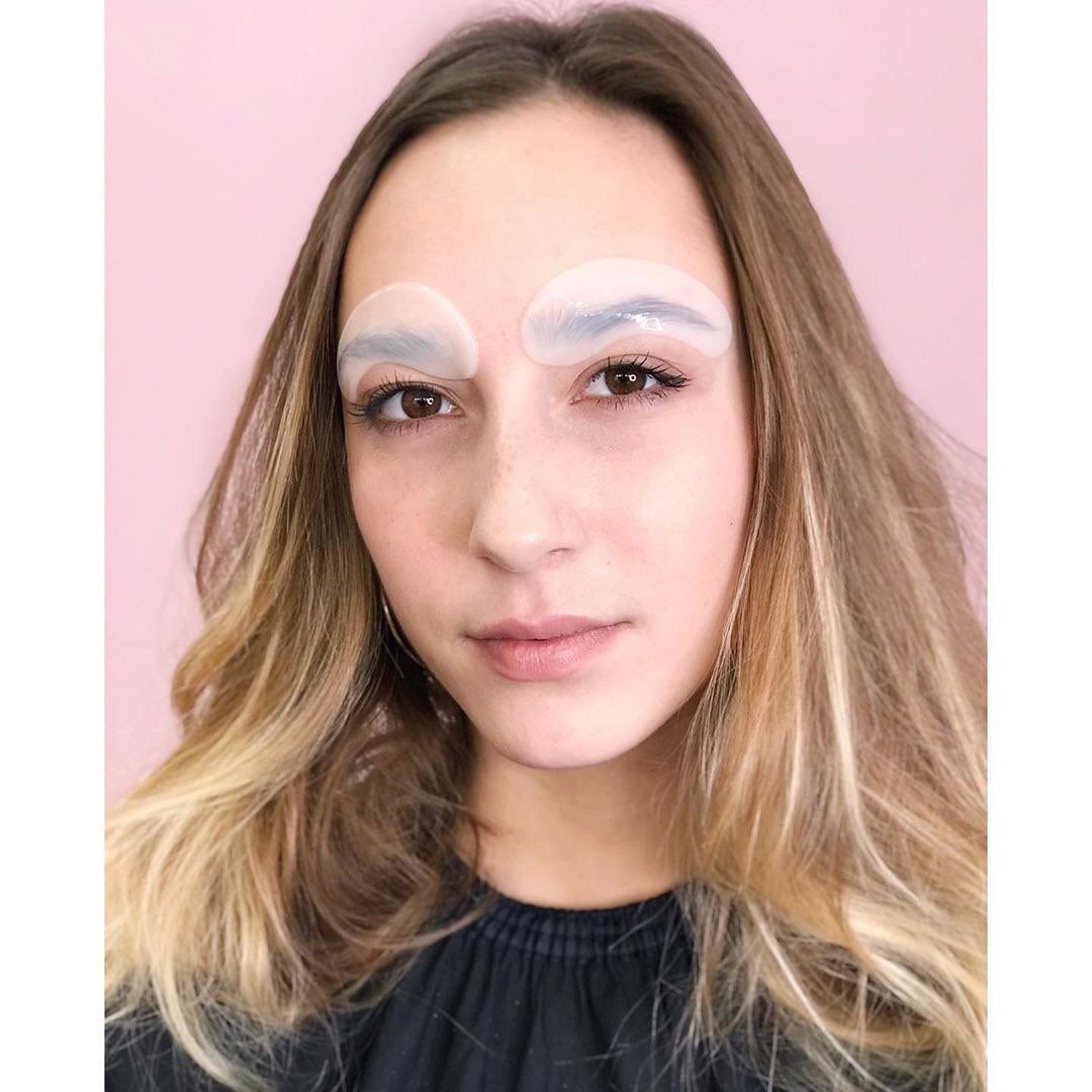 nikk_mole's tweet photo. Brows by Nikk Mole 🔝 #makeup #MakeupTutorial #makeup2019 #trend #brows #henna #browtinting https://t.co/COA7JhB2CE