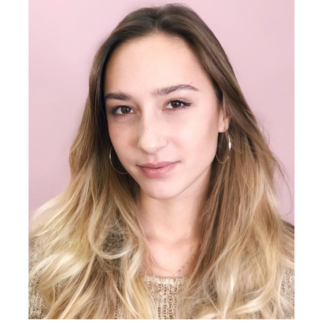nikk_mole's tweet photo. Brows by Nikk Mole 🔝 #makeup #MakeupTutorial #makeup2019 #trend #brows #henna #browtinting https://t.co/COA7JhB2CE
