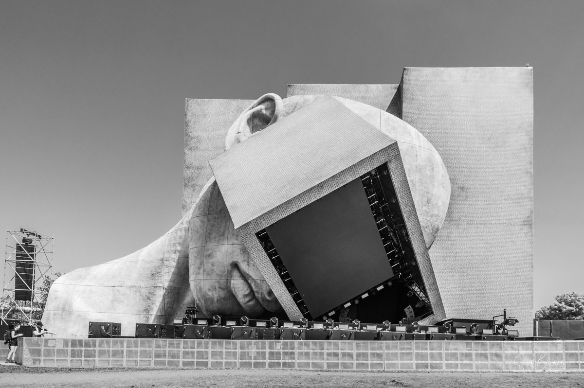 scottbphotouk's tweet photo. IICON at Block9, Glastonbury 2019.

@block9offical #block9 #iicon #glasto #glastonbury #glastonbury2019 https://t.co/YfpoI6Xmtd