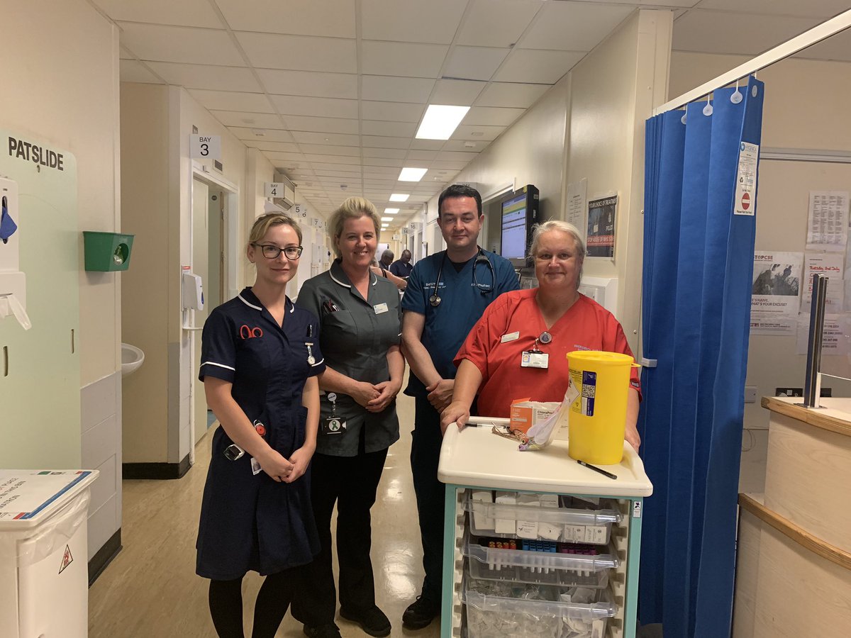 New mobile rafting started today <a href="/BHR_hospitals/">Do not use - follow @BHRUT_NHS</a> king george initial results show ambulance offload time improved by 50% and patients seen by consultant and initial treatment started within the hour compared to normal waiting times averaging at 2 hrs #perfecttweek