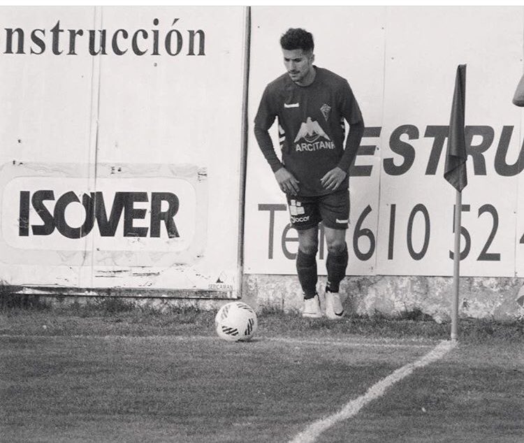 Como me alegra saber que uno de sus años más complicados, el <a href="/CPVillarrobledo/">Don Octavio CP Villarrobledo 🐺❤️💙</a> asciende a la categoría que se merece!! Más que merecido y trabajado!! Un fuerte abrazo para todos!!! Villa Villa!!! 🔵🔴