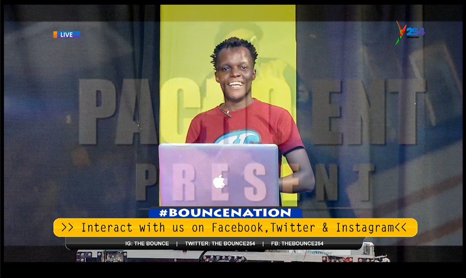 Y254Channel's tweet photo. Who's ready for #BounceNation? We know we are!!😁
We are officially in the second half of the year and as usual, we are giving you all the best sauce. Alafu Leo we are playing all your requests. Tell us your fave jam!!
@ColourmeVal @keen_kingsley 
#BounceNation

^L https://t.co/jwQkWwu8zZ