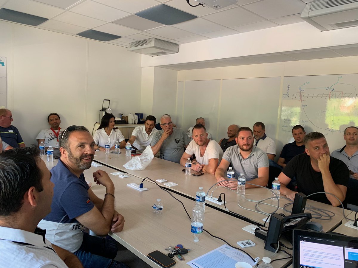 #CafésDigitaux #CyberSécurité avec l’AI d’Aix sur le site de Saint-Jérôme. 

Sensibilisation et informations sur les thématiques du #MotdePasse 👨🏻‍💻 et du #Phishing 🕵🏻‍♀️ !