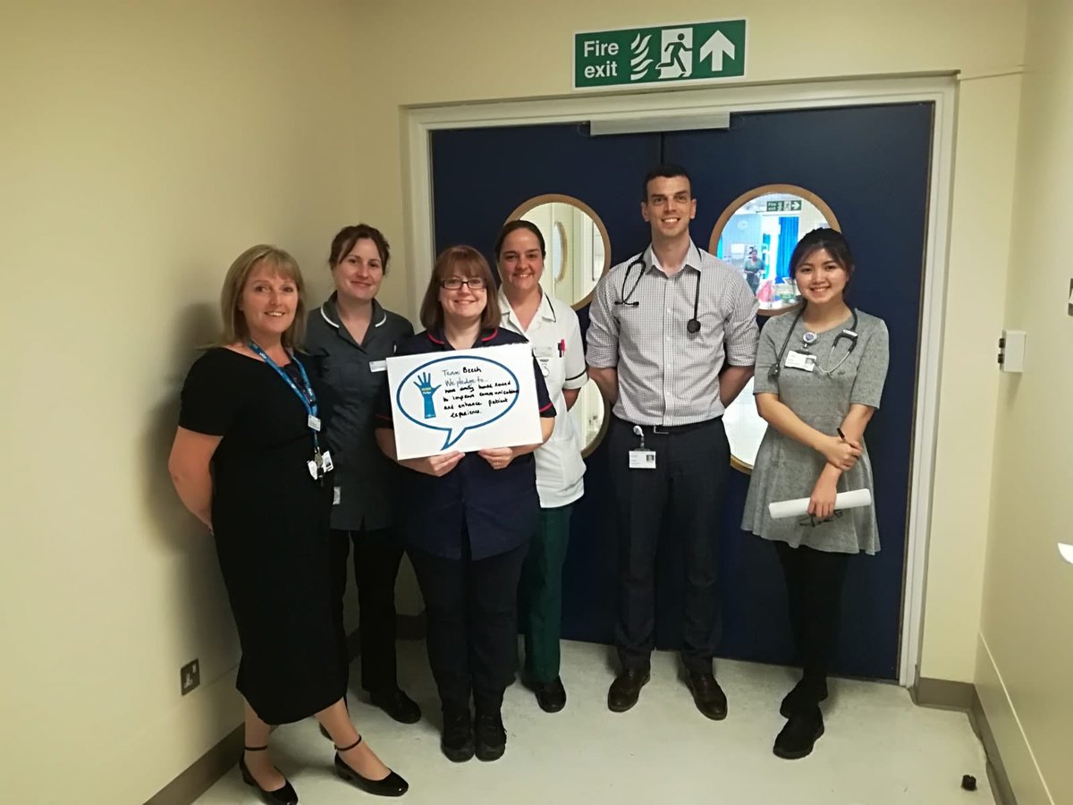 kazzapeters's tweet photo. Beech ward @BHR_hospitals pledging to have daily mdt board rounds to improve communication & enhanced pt experience, also welcomed a genba walk with @SophiaM17081957 to share their pledge plans #Red2Greenpledge #PerfectTweek https://t.co/hZNAUsdAWw