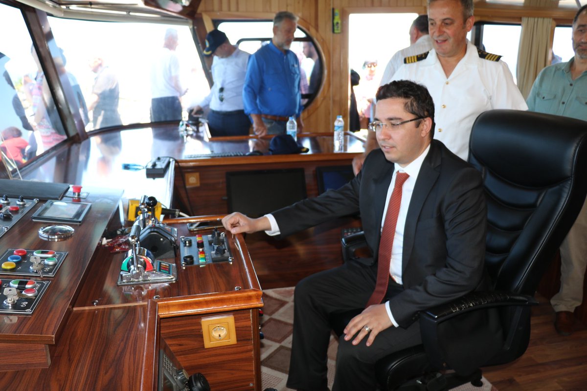 PAZARKAYMAKAMLI's tweet photo. Denizcilik ve Kabotaj Bayramının 93. yıldönümü ilçemiz Kirazlık balıkçı barınaklarında düzenlenen programla kutlandı. https://t.co/vbpWgo6Ysy