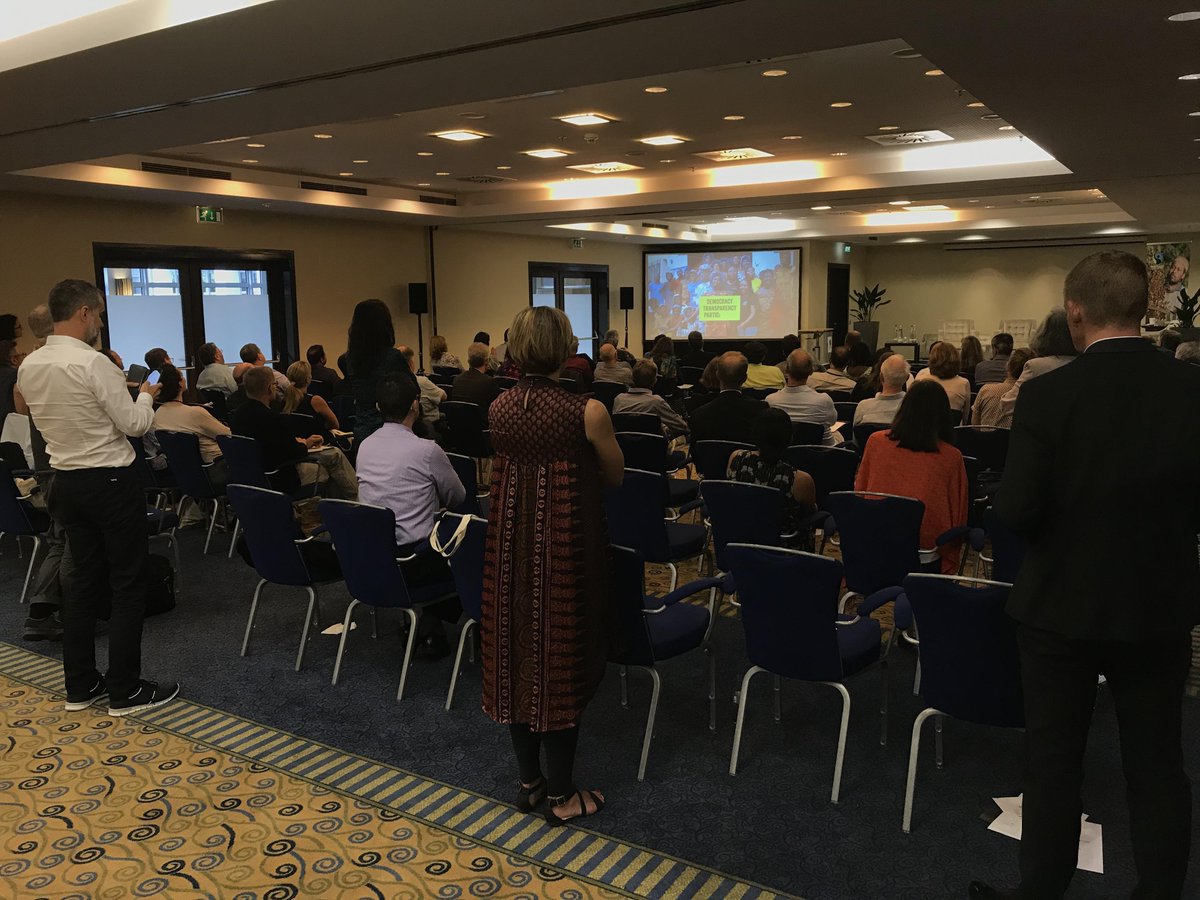 FAIRTRADE's tweet photo. Inspiring end to an inspiring @FAIRTRADE Conference in #Bonn to map out out a sustainable future for the world’s small-scale farmers and workers. #TradeFairLiveFair #ChangingTradeChangingLives #fairtrade https://t.co/mR6yoWJHQ2