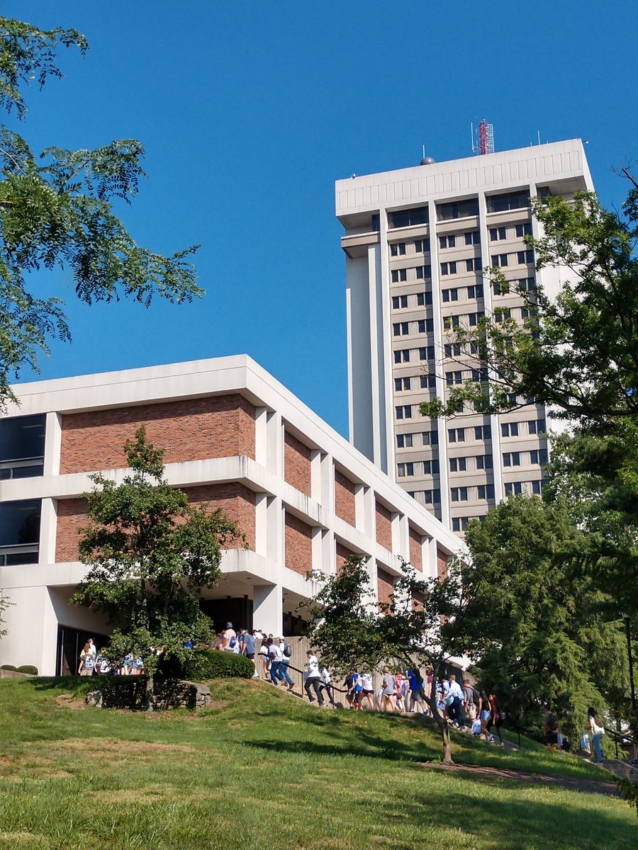 A beautiful day in Kentucky for our July 2-3 students, families and guests. Have a great "see blue." U!