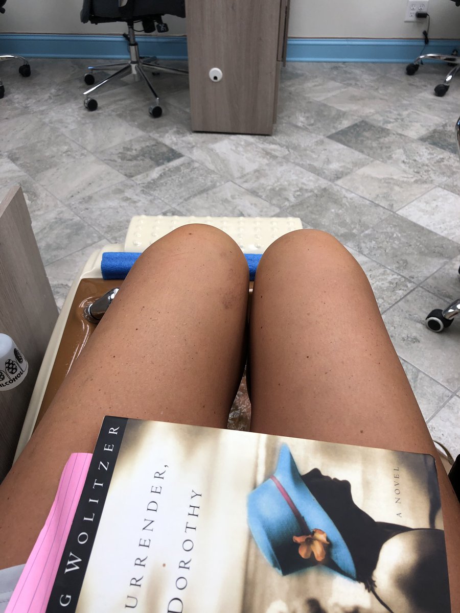 NicholeS3879's tweet photo. #SummerSelfieChallenge #donothingselfie #holmeshappenings @ahefner01 please tell Kya that I’m getting my nails fixed lol 😂 https://t.co/rjJ0BM1fA5