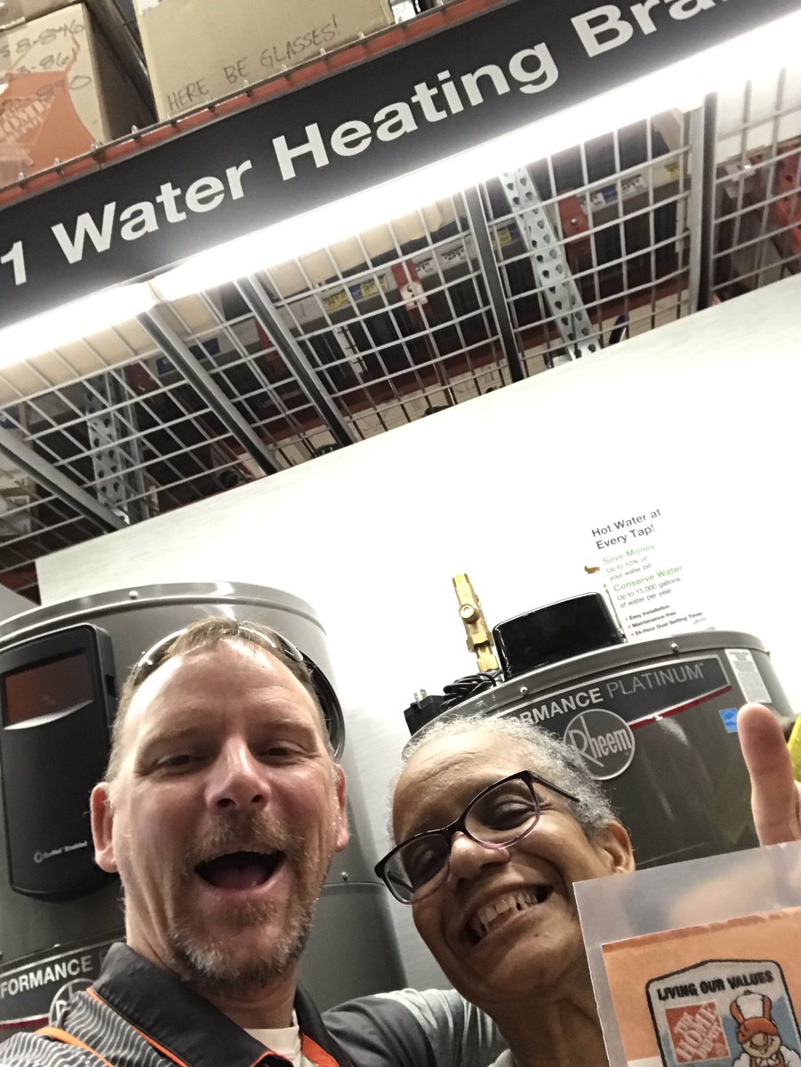 Hall__Jon_Hall's tweet photo. Service Selfie!!!! Wannetta is on fire with water heater leads to sales!! You rock!! @brandi_kurtz @NTalir @OrrinBurkett @hdericmacdonald #leadsinsaleswin https://t.co/bBWO4lSKQd