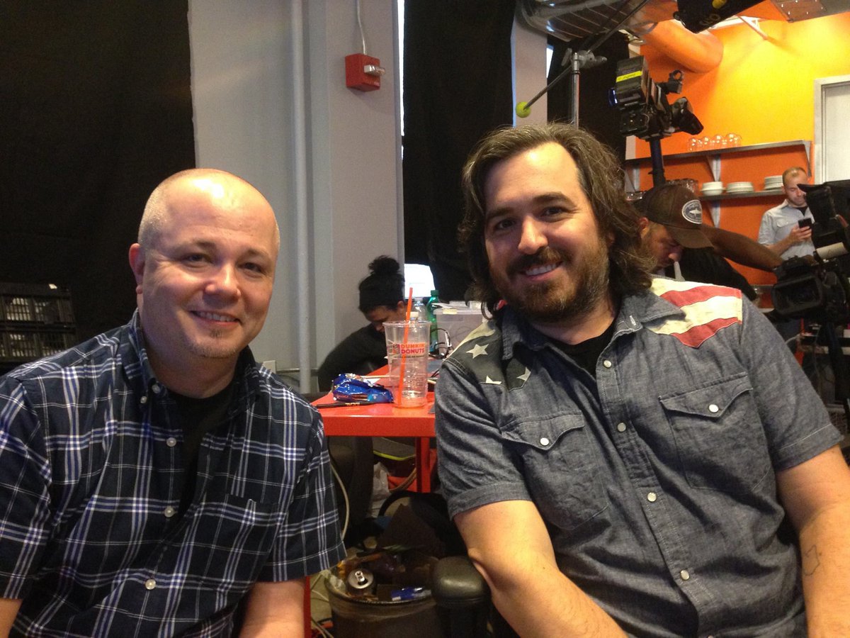 CindyBunn's tweet image. Awwww it was 4 years ago today.  Who knew 4 years later they’d have penned a comic book together.  (Well @cullenbunn and @BQQuinn not Squish).  Such a great day.