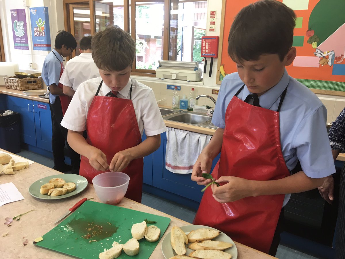 YMS_Create's tweet image. Well done year 8 on preparing a three course meal