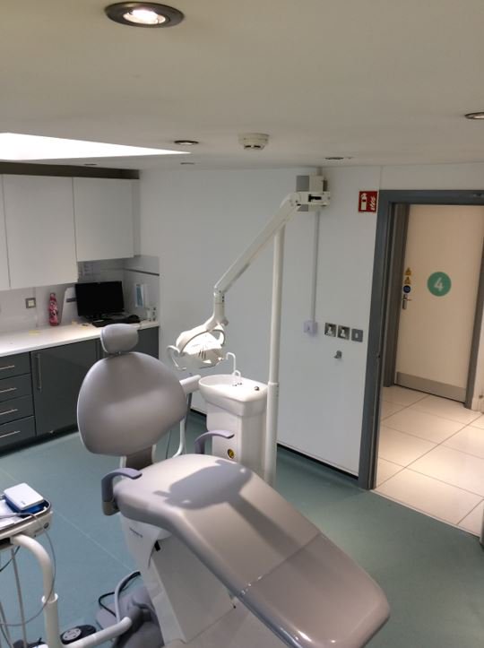 BFMulholland's tweet photo. We had 3 Belmont Chairs installed into a practice last week by the BF Mulholland Service and Engineering team! 

If you need to upgrade your Dental Chair get in touch with our Digital and Equipment Specialists Pat Mullins +353 (0) 86 791 3041 or Jack McHugh +44 (0) 7827 495 685. https://t.co/d1jy1RZ1G5