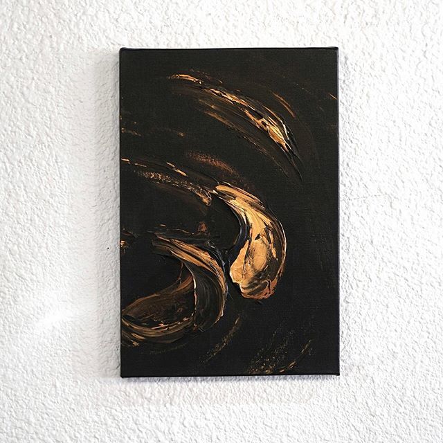 I’ve found a connection deep within to bold blacks and vibrant contrast for so many years, but after coming through the few years of my life, my soul craves the graceful light. Which is why all of my glorious black paintings are all on a MAJOR SALE right… ift.tt/2FNbJO5