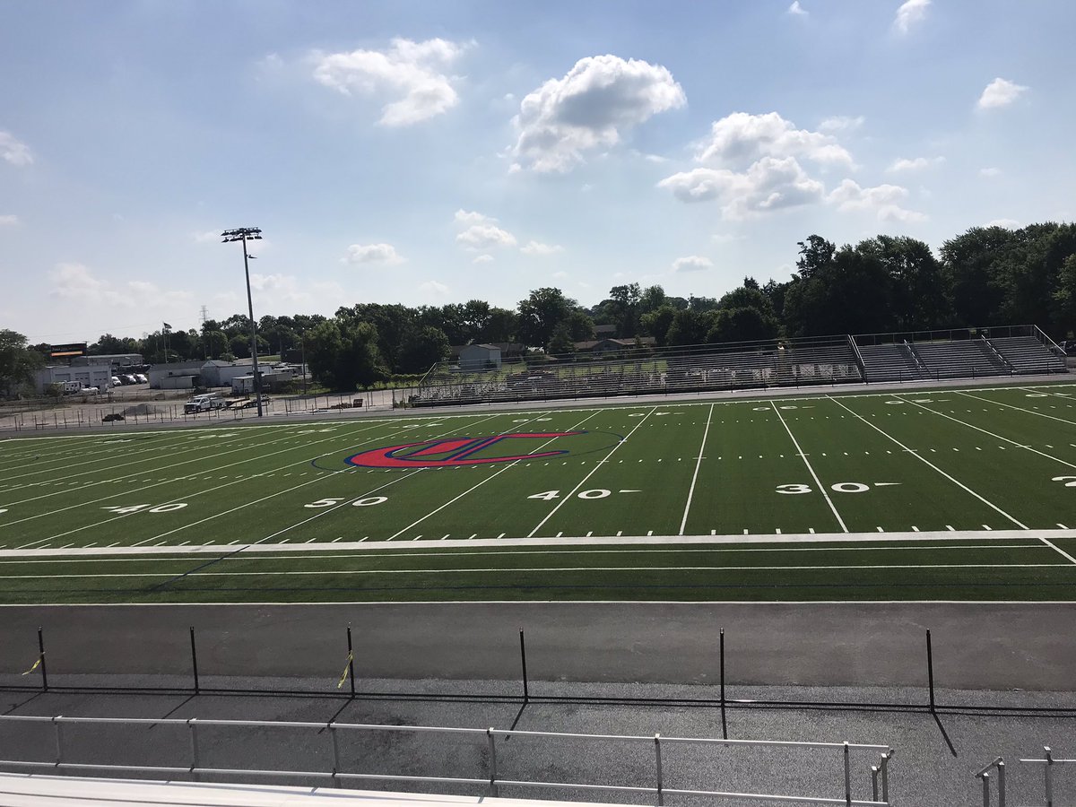 jason_koffer's tweet photo. Our 2nd football/soccer/track &amp; field project nearing completion!!!!! https://t.co/pDx4TlNtHN