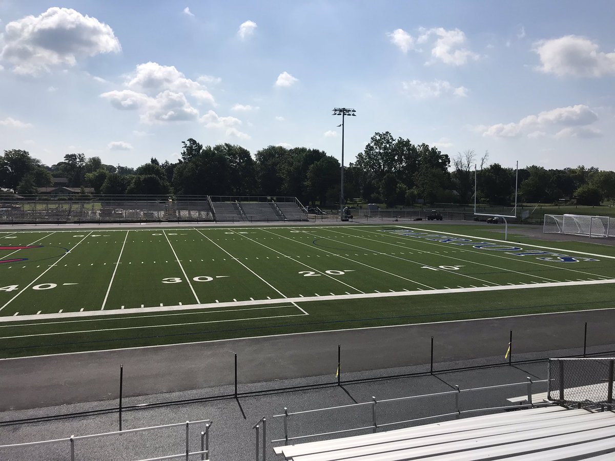 jason_koffer's tweet photo. Our 2nd football/soccer/track &amp; field project nearing completion!!!!! https://t.co/pDx4TlNtHN