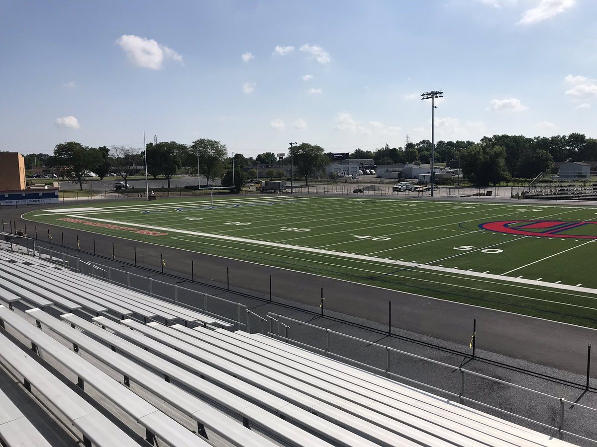 jason_koffer's tweet photo. Our 2nd football/soccer/track &amp; field project nearing completion!!!!! https://t.co/pDx4TlNtHN