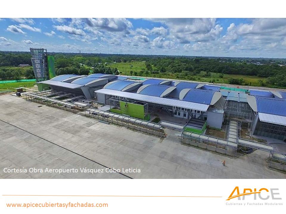 apicecubiertas's tweet photo. Fotografías que nos llegan de la obra del Aeropuerto Internacional de Leticia, muy avanzado el proyecto, cubierta Metálica instalada por nosotros #leticia #obrasnuevas #cubiertasmetalicas https://t.co/16VAVU6gpp